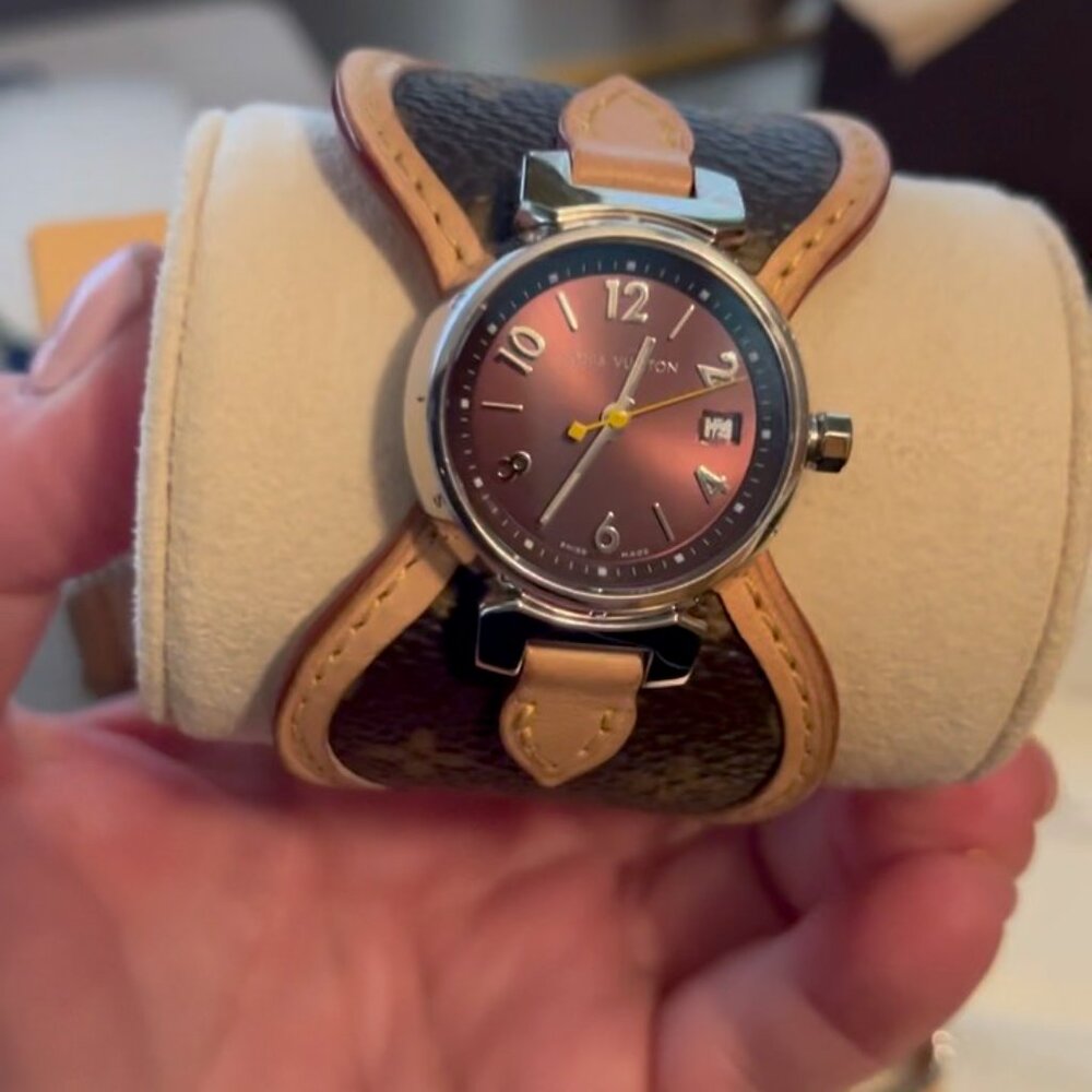 Vintage Louis Vuitton Woman Watch - Picture 3 of 3